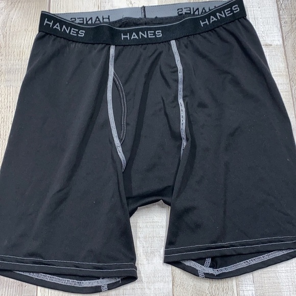 Hanes Set of men’s briefs new without tags size medium - Picture 2 of 4